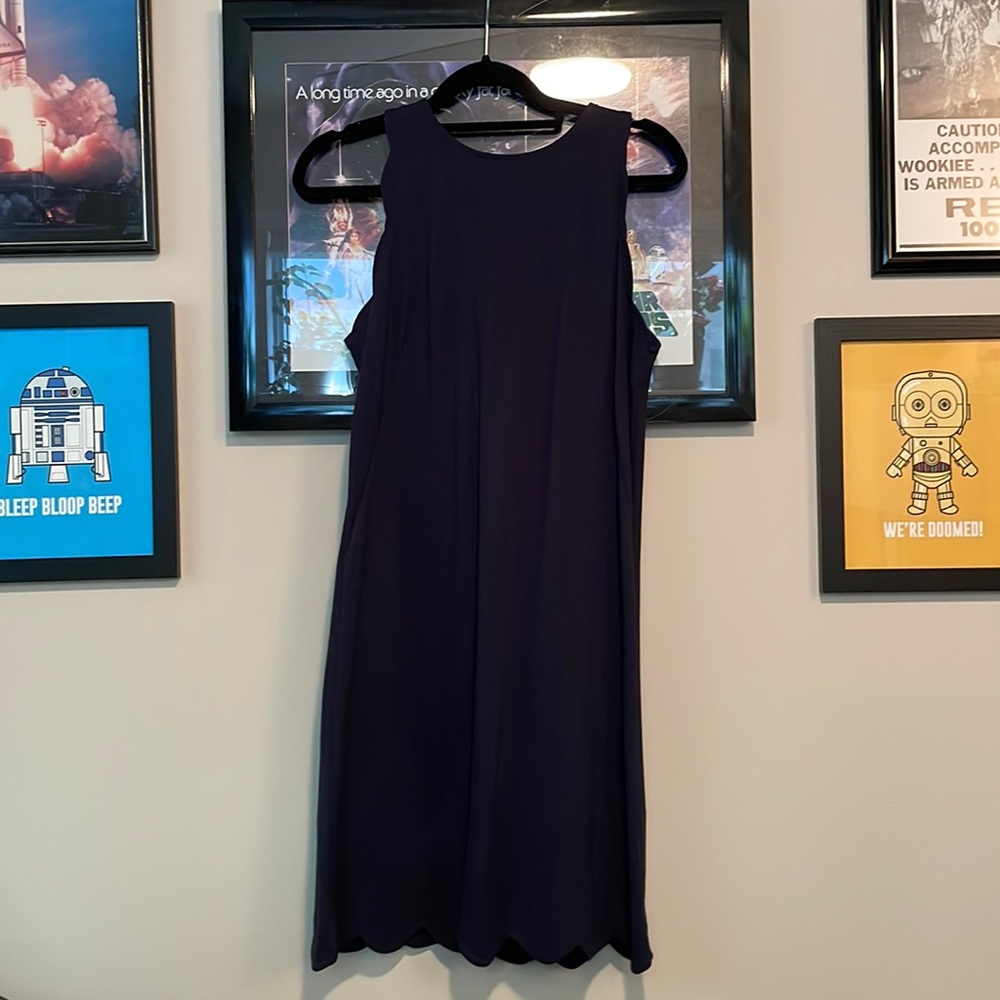 Navy Scallop Detail Shift Dress